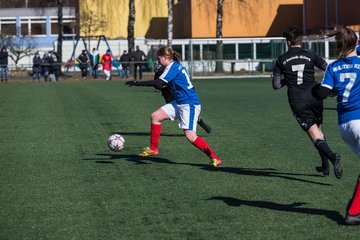 Bild 310 - B-Juniorinnen Halbfinale SVHU - Holstein Kiel : Ergebnis: 3:0